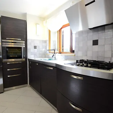 House Nonina Kuca Tatil Evi Rab Town