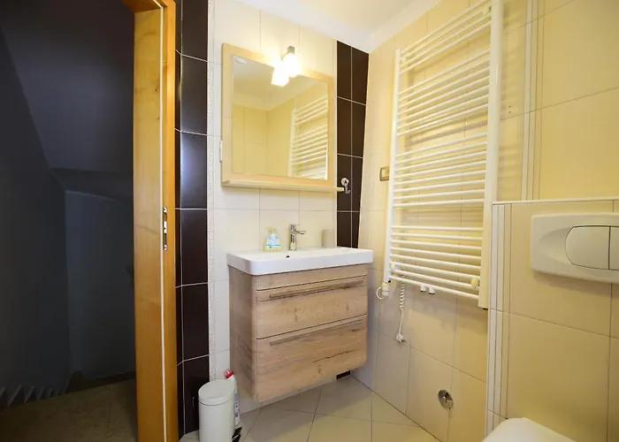 House Nonina Kuca * Rab Town