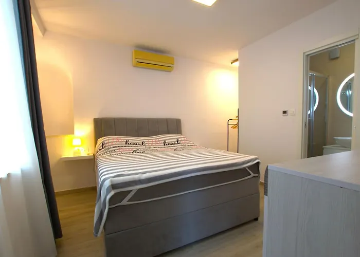 House Nonina Kuca * Rab Town