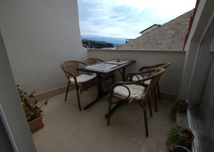 House Nonina Kuca * Rab Town