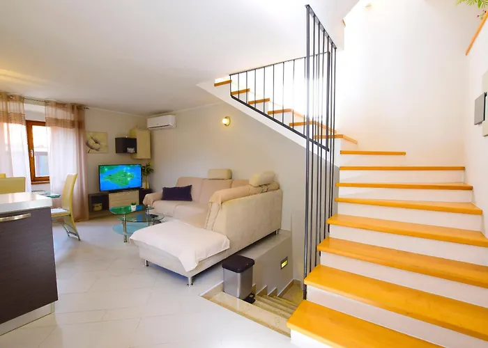 House Nonina Kuca